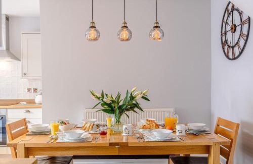 Rothbury House | Well Strand
