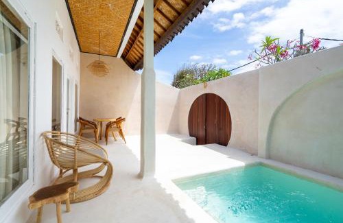 Mushroom Bay Hotel | Wellhouse Villas