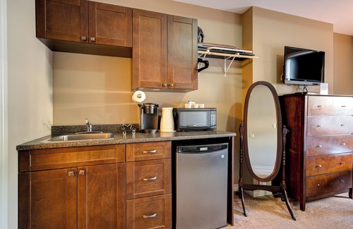 Stratford Hotel | Wellington Inn by Hoco Hotels Collection
