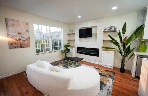 West New York House | Wellness Sanctuary min to NYC Sleeps 9 w Garage