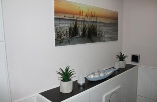 Oberhausen Apartment | Wellnessapartment Nr2 mit Infrarot Sauna - Wallbox - Netflix - WLAN