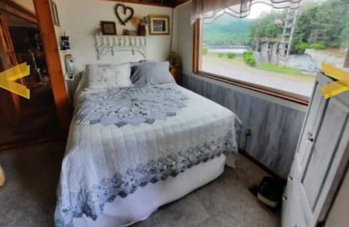 Wells House | Wells Algonquin Lake Home !