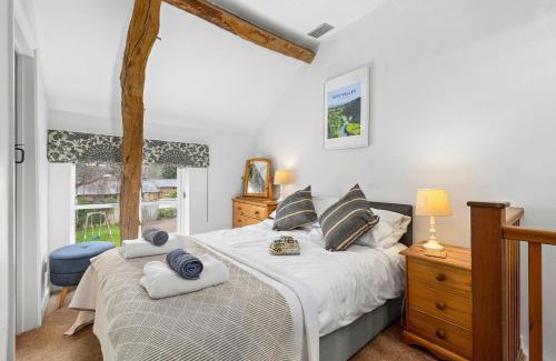 Ledbury House | Welsh Cottage