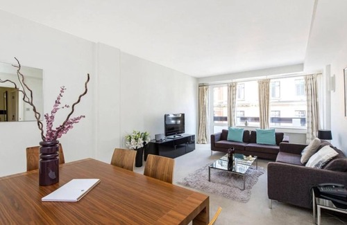 Wembley Park Apartment | Wembley Empire Apartment - City Living
