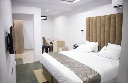 Abeokuta Hotel | Wendy's Suites
