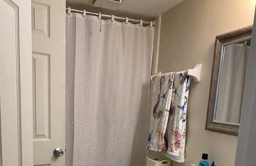 New Britain Condo | We’re 3 minutes walk to the beach Ormond Beach