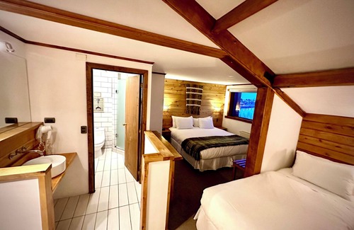 Puerto Natales Cabin | Weskar Patagonian Lodge
