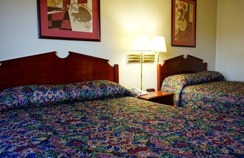 College Hill Hotel | Wesley Inn