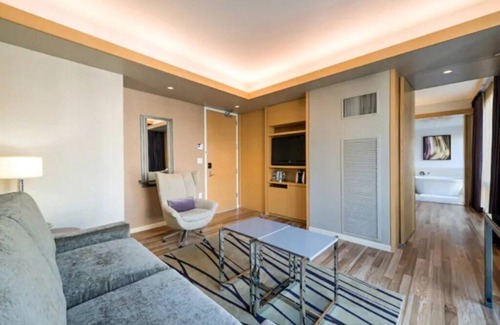 Central Park South Hotel | West 57th Street, a Hilton Club - 1 Bedroom