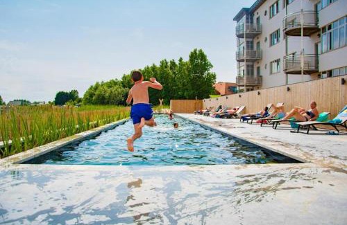 Westende Apartment | West Bay Apartments