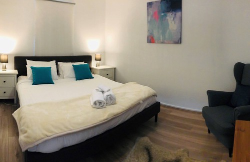 Scarborough Apartment | West Beach Lagoon 221 - Stylish Apartment