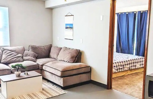 West Bellevue Apartment | West Bellevue Private Suite with own entrance