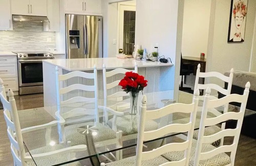 Langford House | West Coast Breeze