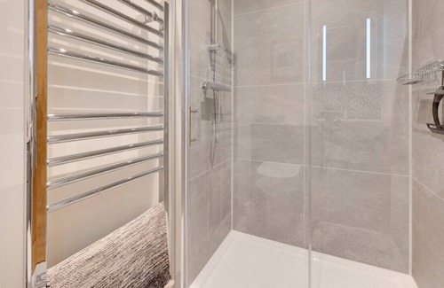 Tavernspite House | West Cottage - Two Bedroom House, Sleeps 4