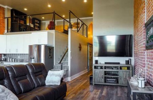 Baker City Apartment | West Empire Theatre Loft