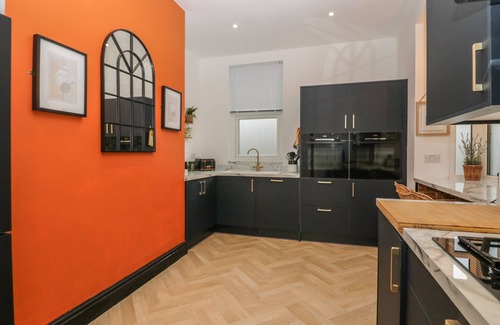 Morecambe Cottage | West End Bay