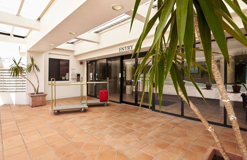 South Brisbane Apartment | West End Central Apartments