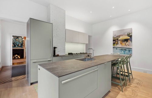 West End House | West End Chic - Chef's Kitchen, Pool Table, W/D