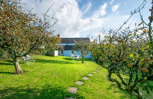 Llangennith House | West End Cottage