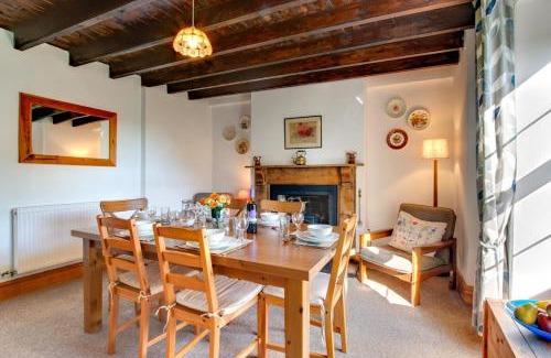 Llangennith House | West End Cottage