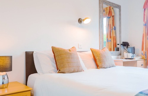 Nairn Hotel | West End Hotel