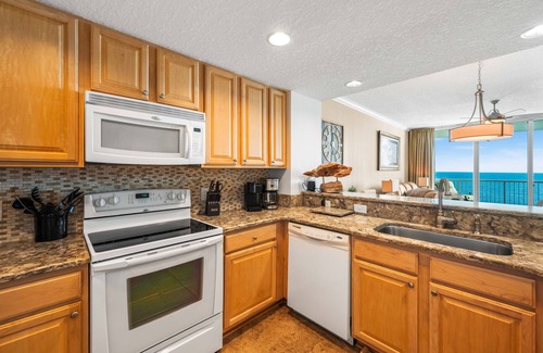 West Panama City Beach Resort | *West End PCB! Book Fall Break now!
