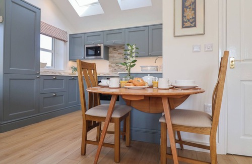 Martlesham Cottage | WEST END, with a garden in Martlesham Village