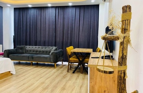 Karsiyaka Hotel | WEST GARDEN HOTEL