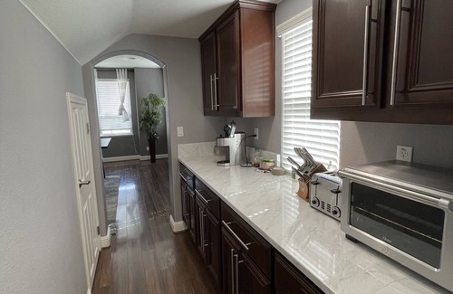 Gilroy House | West Gilroy Foothills