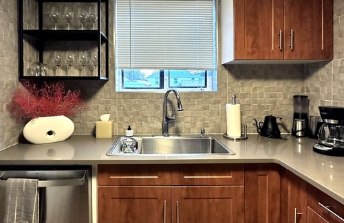 West Highland Apartment | West Highlands 2BDR 1BATH Apartment