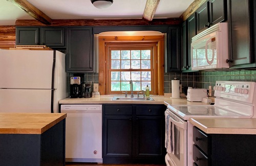 West Hill Lake House | West Hill Cabin