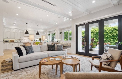 West Hollywood House | West Hollywood Executive Rental with Pool, Spa & Gym
