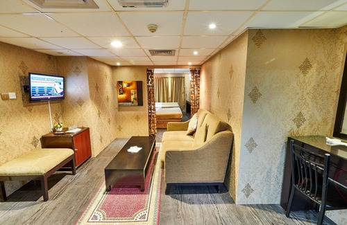 Naif Hotel | West Hotel