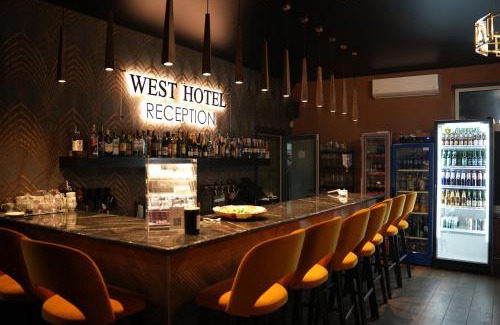 Mostyska Hotel | West Hotel