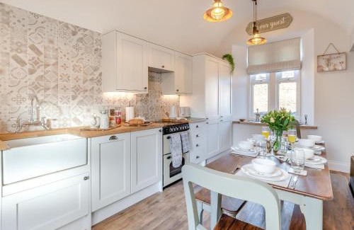 Wooler House | West House