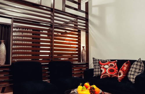 Project 7 Condo | West Insula Infront of SM North & Trinoma Malls