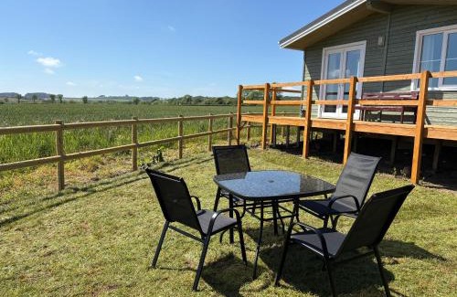 Camrose House | West Lodge