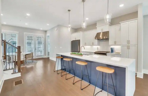 Westside House | West Midtown Townhouse w/Rooftop/Beltline Access