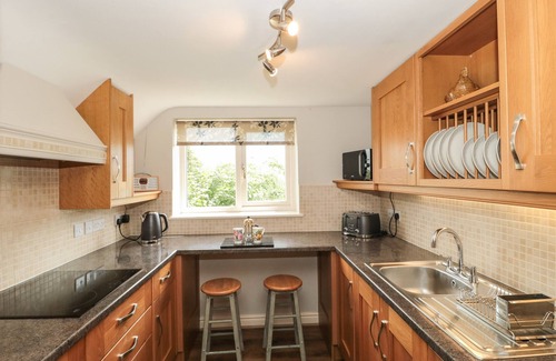 Martock Cottage | WEST MOOR COTTAGE ANNEX, romantic, with a garden in Martock