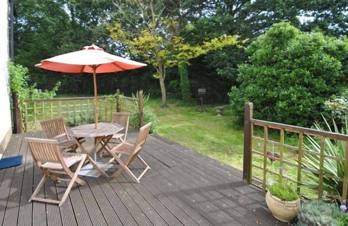 West Ashling Cottage | West Mount Cottage - an annexe that sleeps 4 guests in 2 bedrooms