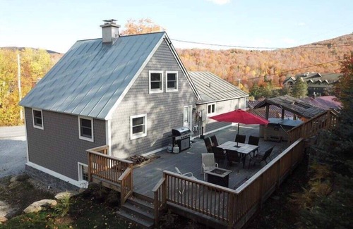 Killington Ski Chalet | West Park Chalet at Killington: Great for Groups! Hot tub, games, discounted ski rentals.