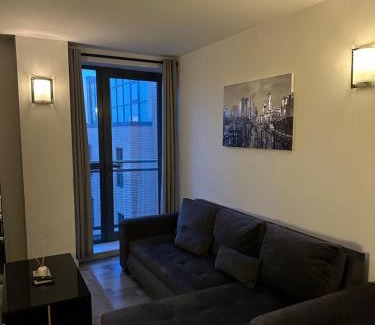 Sheffield Apartment | West street -City Centre Sky Line Square