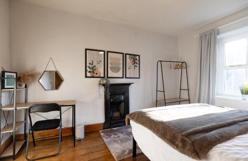 Matlock House | WEST VIEW COTTAGE - Charming Wensley Cottage in the Heart of Peaks