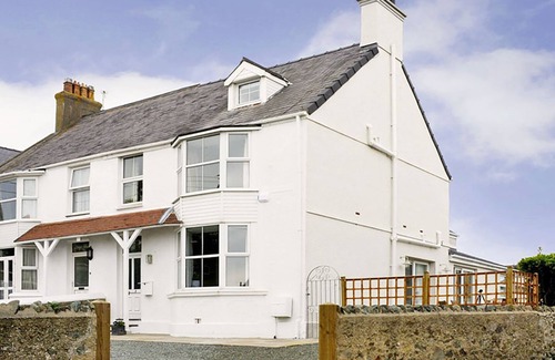 Rhosneigr Cottage | West View