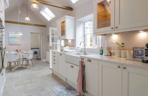 Thetford Cottage | West View