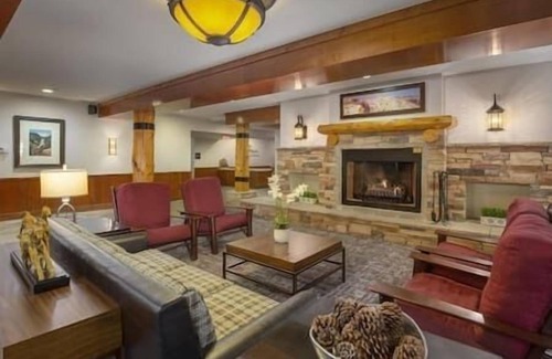 West Yellowstone Hotel | WEST YELLOWSTONE WORLDMARK-2BEDROOM SUITE-BALCONY!