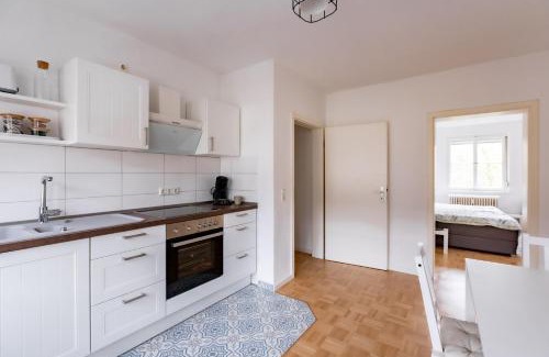 Bissingheim Apartment | West48 Gemütliches Apartment -Blick auf Blauen See