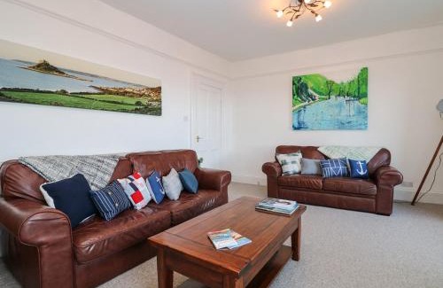 Newlyn House | Westcliff