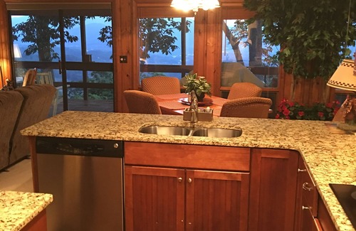 Waynesville Villa | Western North Carolinia Mountain Retreat Villa