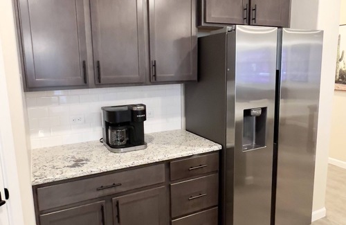 Las Cruces House | ⭐️ Western Style Casita with 3BR and a Fitness Room and BBQ grill